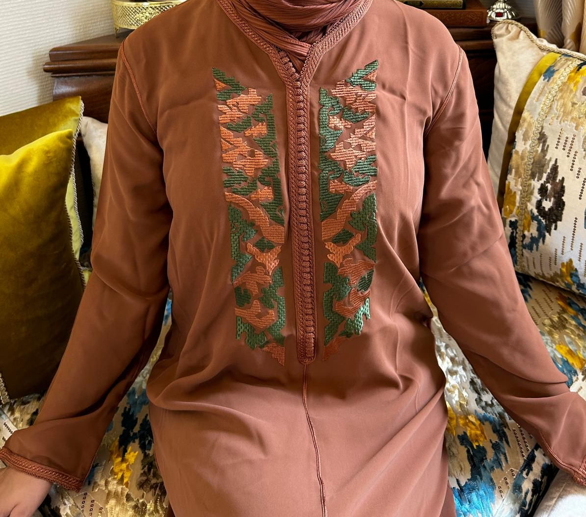 Caftan marocain traditionnel fait main
