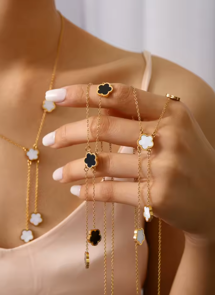 Ensemble Bijoux Fleur – Acier Inoxydable | Élégance et Couleurs au Choix